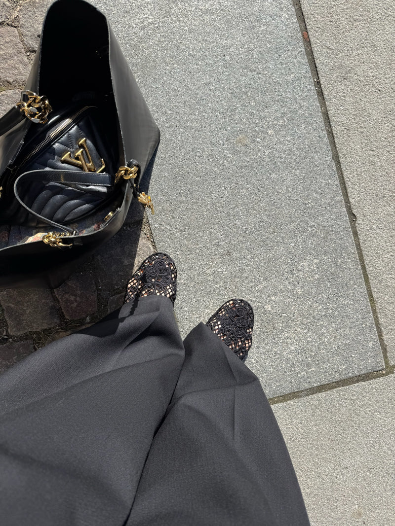 Odissi - Ballerina - Black - Iris Crocheted Flat