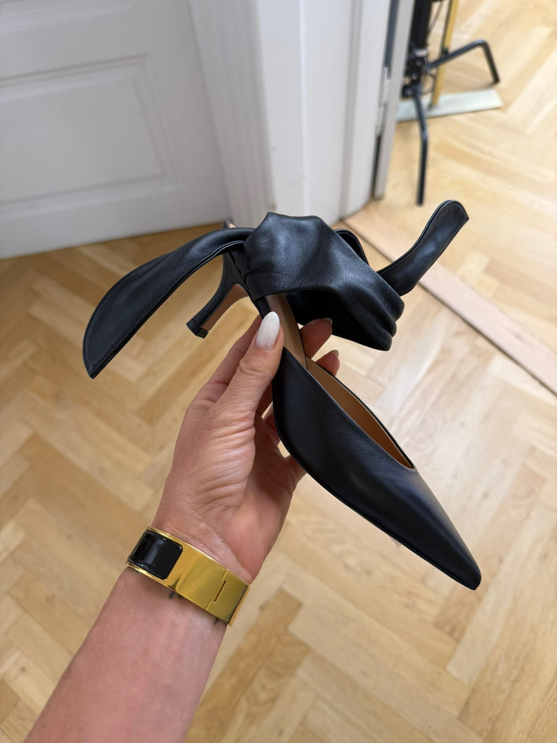 Odissi - Pump - Black - Jodie Knotted