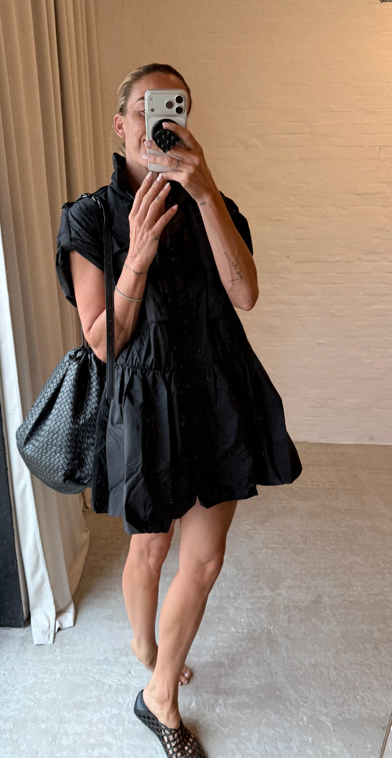 Ganni - Kjole - Black - Flyweight Nylon Mini Utility Dress