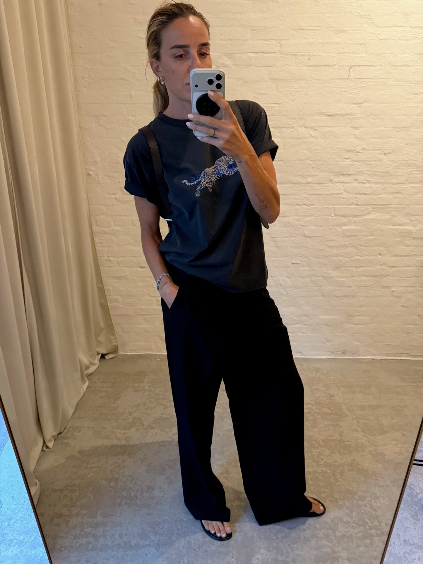 Anine Bing - T-shirt - Washed Black -Cade Tee Leopard