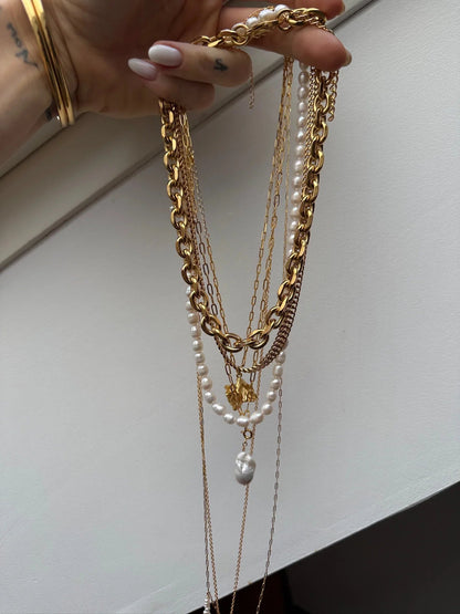 Andcopenhagen Jewelry - Halskæde - 18 karat guldbelagt messing - Baroque perle