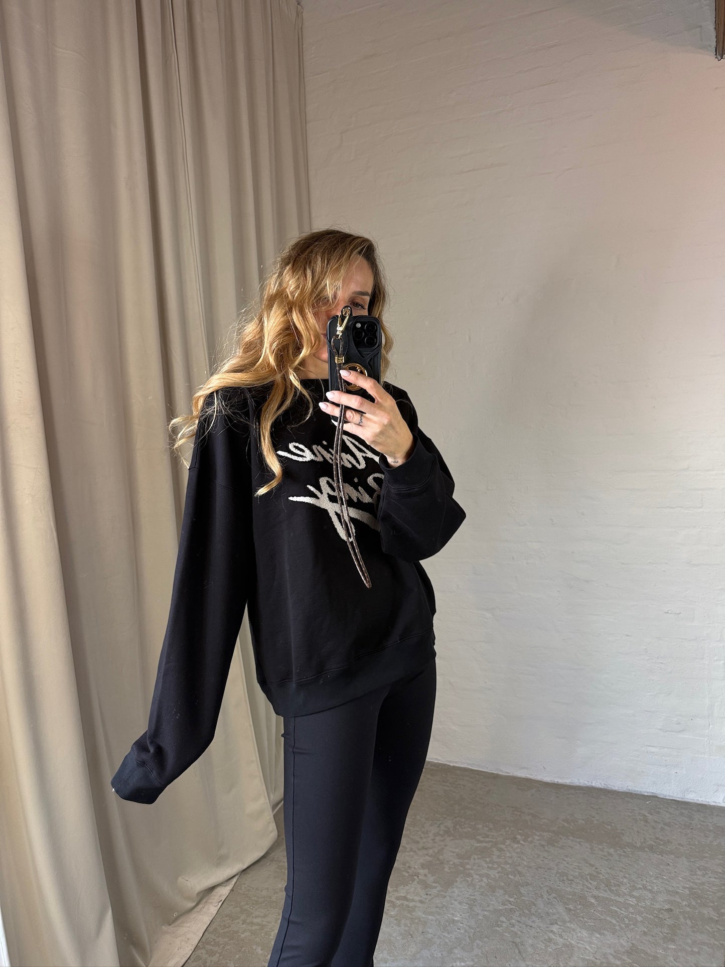 Anine Bing - Sweatshirt - Black - Miles Chenille