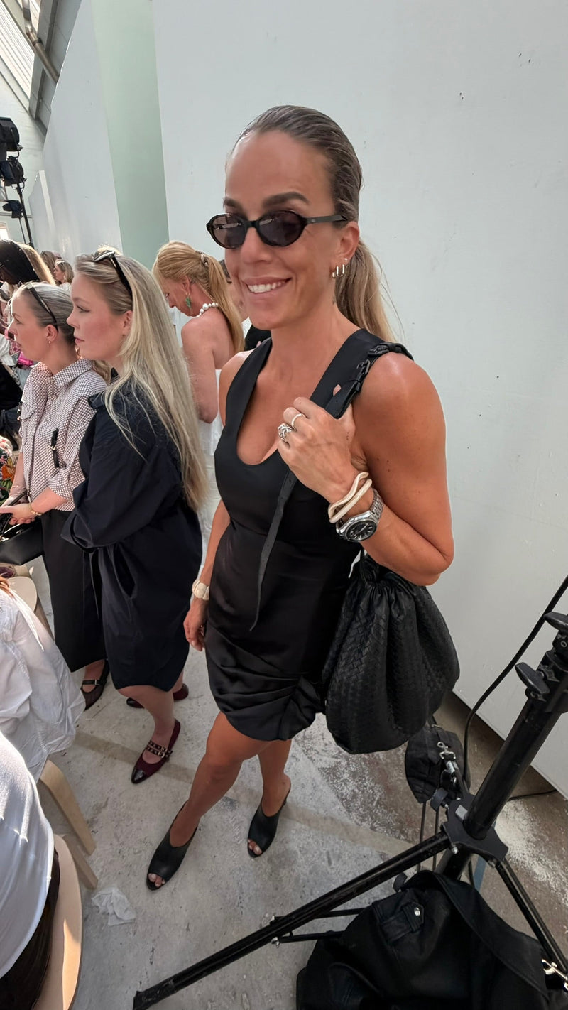 Bottega Veneta Intrecciato Drawstring skulder taske – sort flettet læder – secondhand