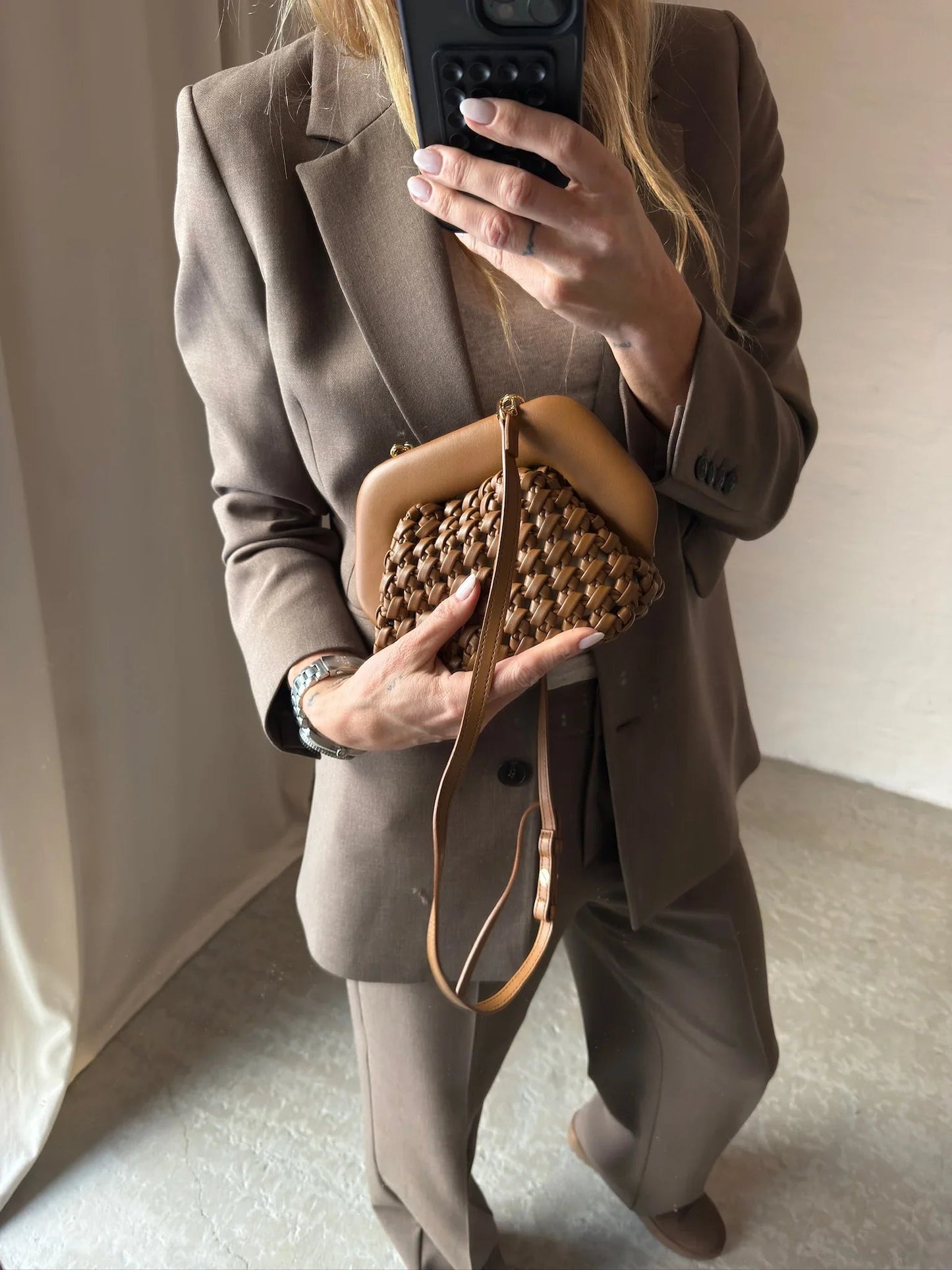 Themoirè - Taske - Camel - Gea Knots Clutch - Secondhand