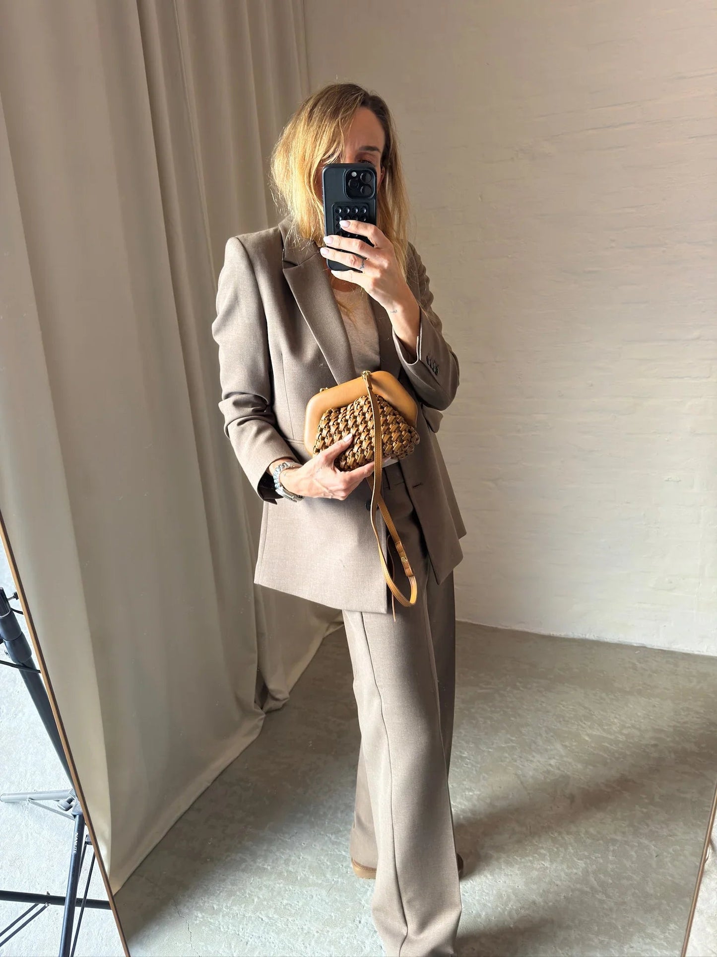 Themoirè - Taske - Camel - Gea Knots Clutch - Secondhand