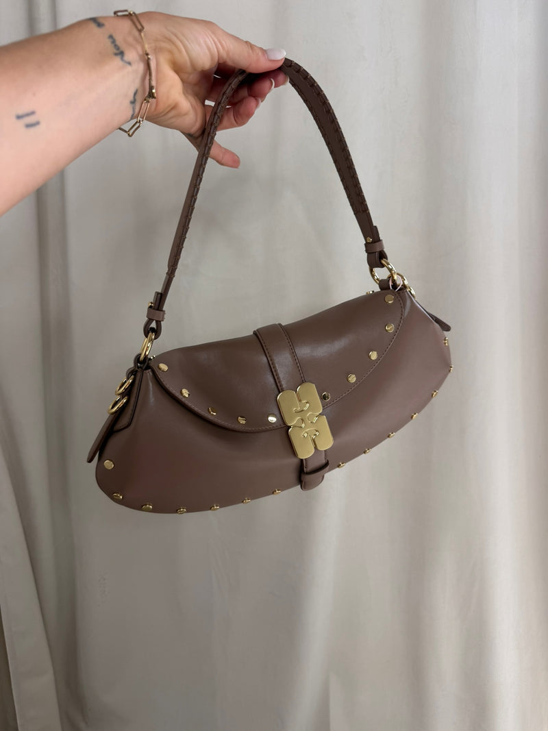 Ganni - Taske - Coca Mocha - B-Kat Studs