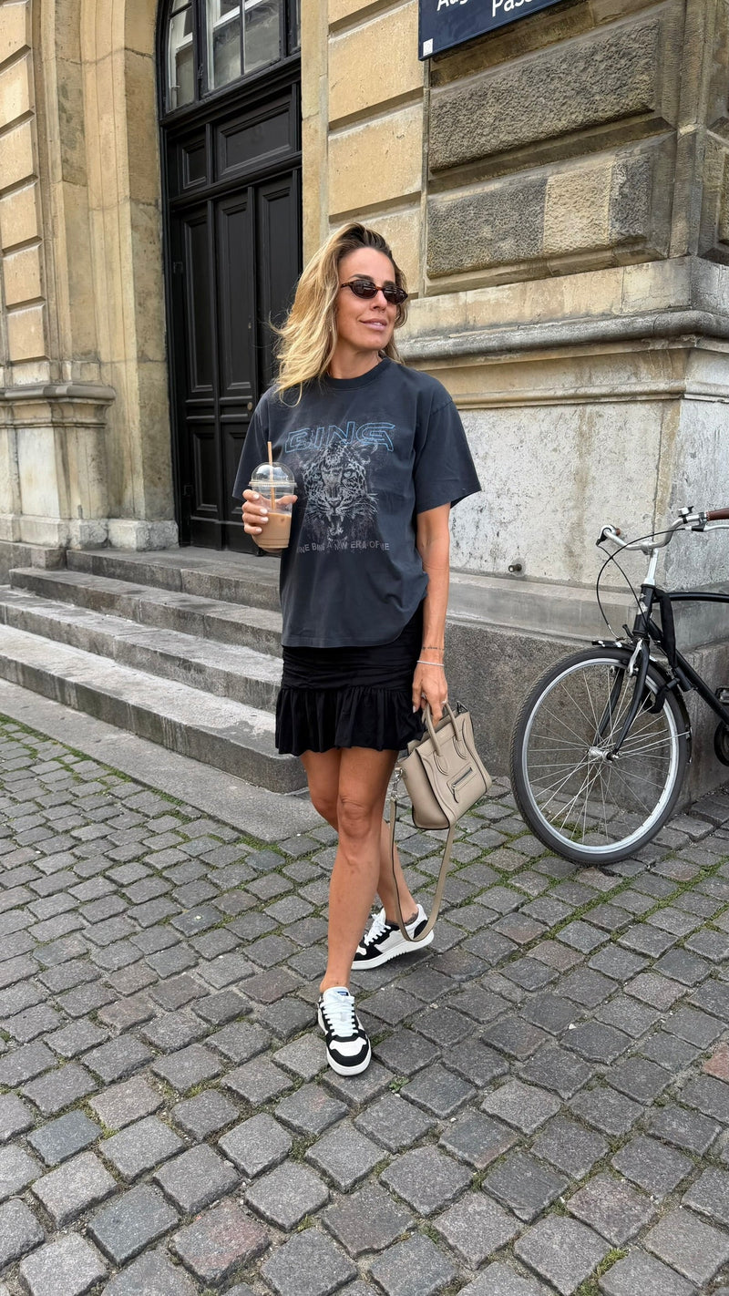 Anine Bing - T-shirt - Washed Black - Cade Tee Leo Muse