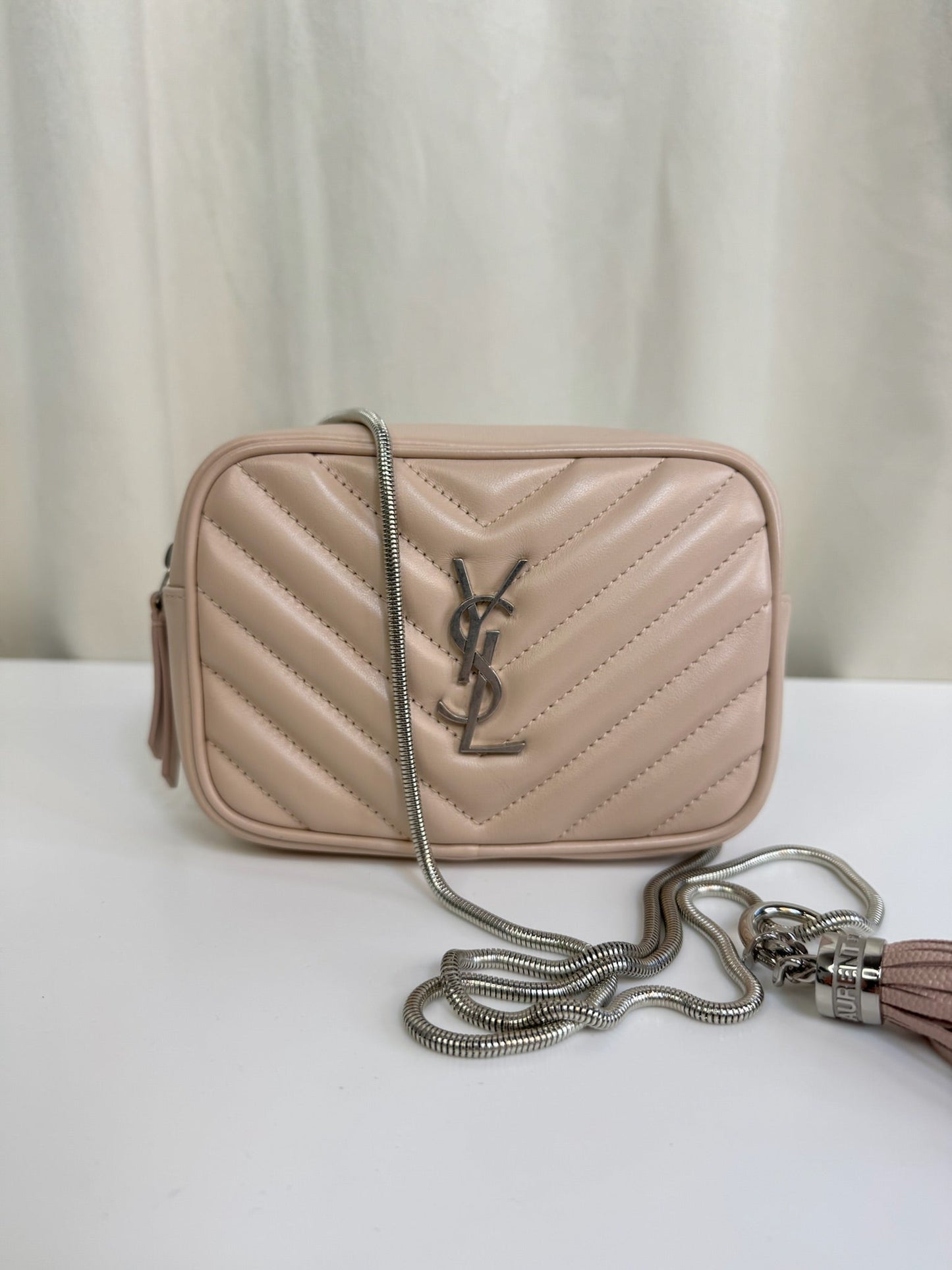 Yves Saint Laurent - lou crossbody bag - Beige - Secondhand