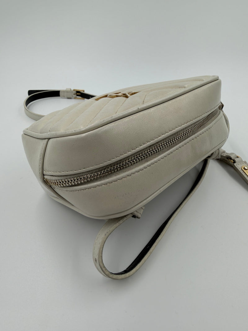Saint Laurent Lou Belt Bag - bæltetaske - creme quiltet lædertaske - secondhand