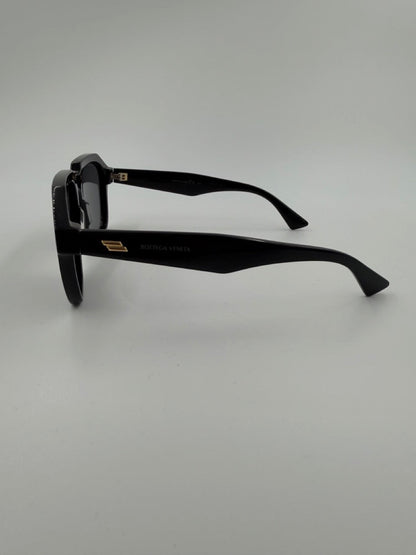 Bottega Veneta BV1035S - solbriller - sorte geometriske solbriller - secondhand