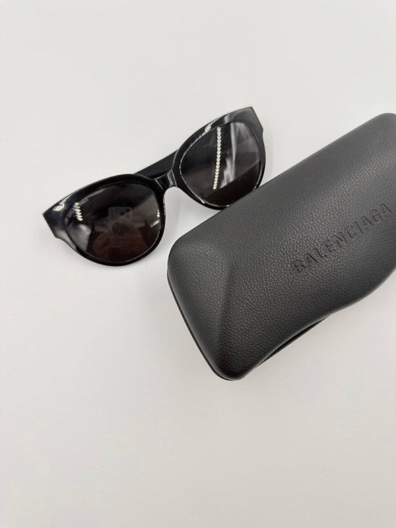 Balenciaga BB Logo Cat-Eye – solbriller – sorte oversized solbriller – secondhand