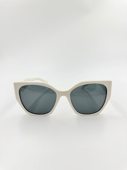 Prada Cat-Eye Oversized – solbriller – hvide statement solbriller – secondhand