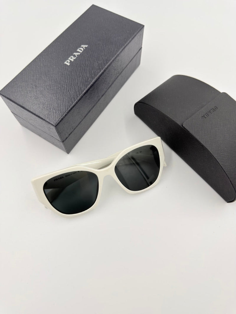 Prada Cat-Eye Oversized – solbriller – hvide statement solbriller – secondhand