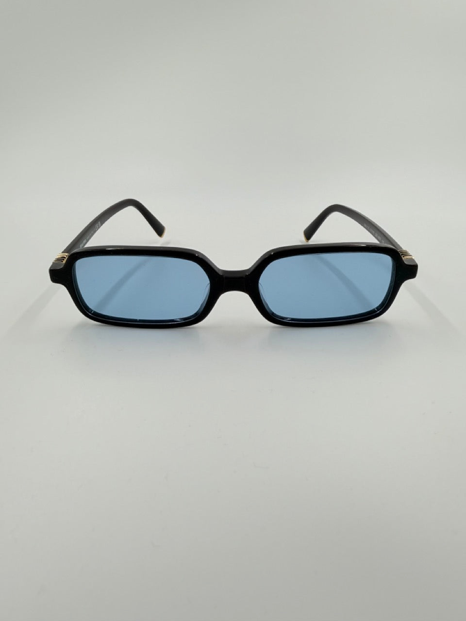 Miu Miu Rectangular – solbriller – sorte smalle 90’s solbriller – secondhand