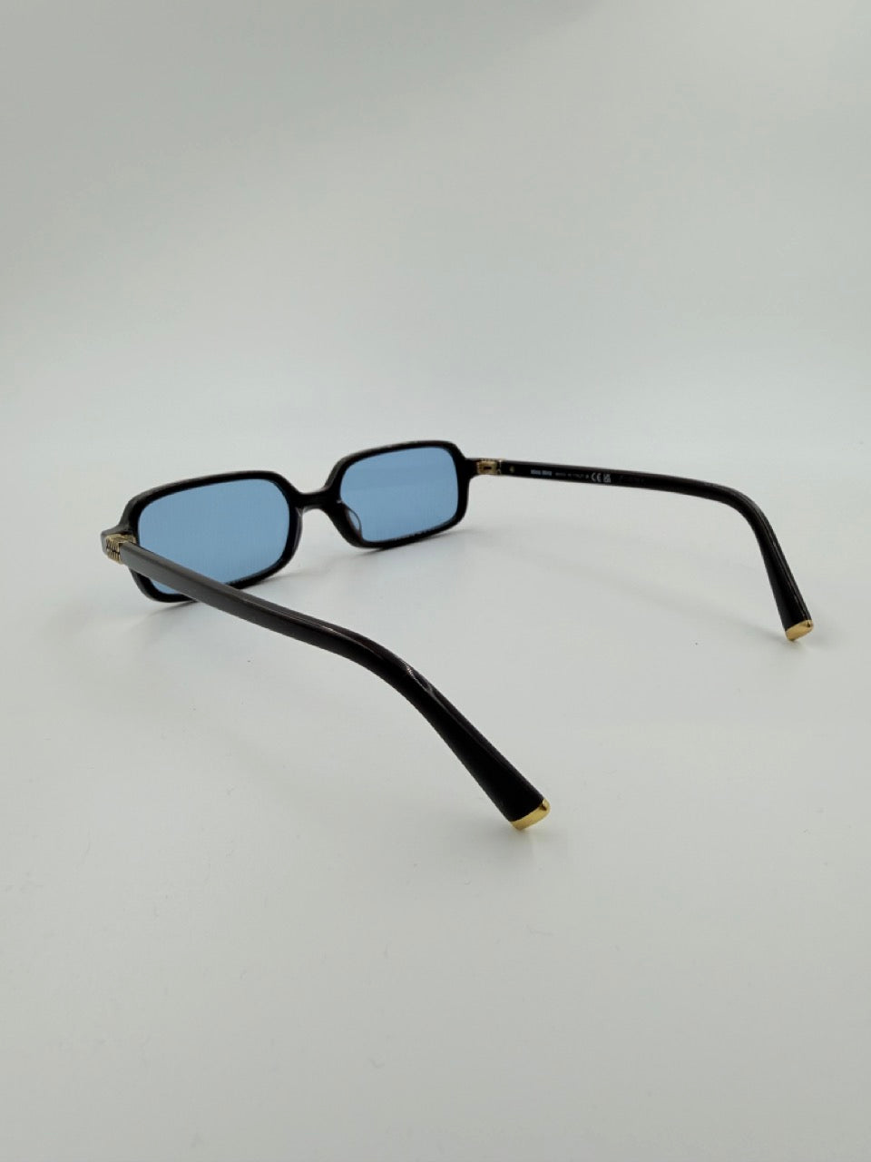 Miu Miu Rectangular – solbriller – sorte smalle 90’s solbriller – secondhand