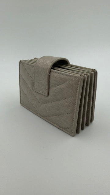 Saint Laurent - Monogram Quilted Card Holder - beige kortholder - secondhand