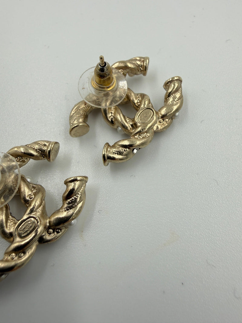 Chanel - CC hoop Gold Earrings - Secondhand