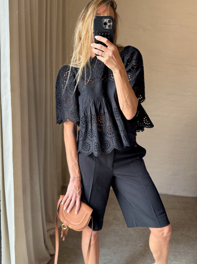 Sea New York Lainey Embroidery S/SLV Top Black