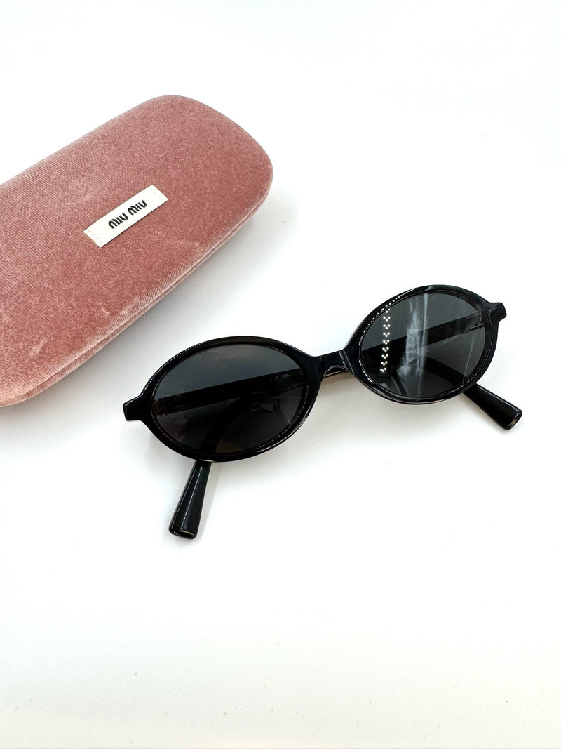 Miu Miu - Solbriller - Round - Sort - Secondhand