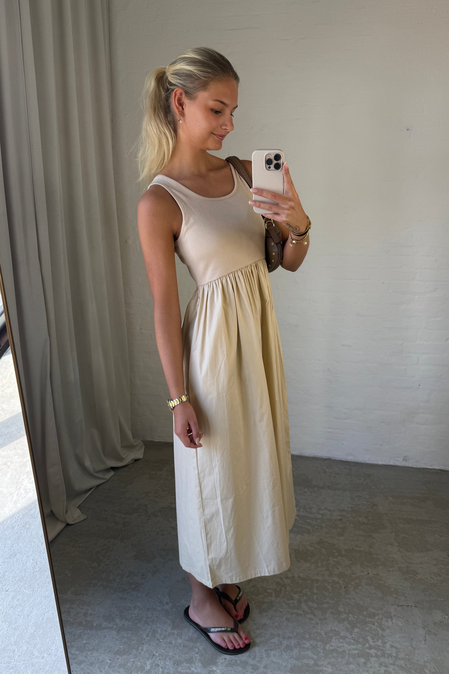 The Collection - Kjole - Beige - Sofia
