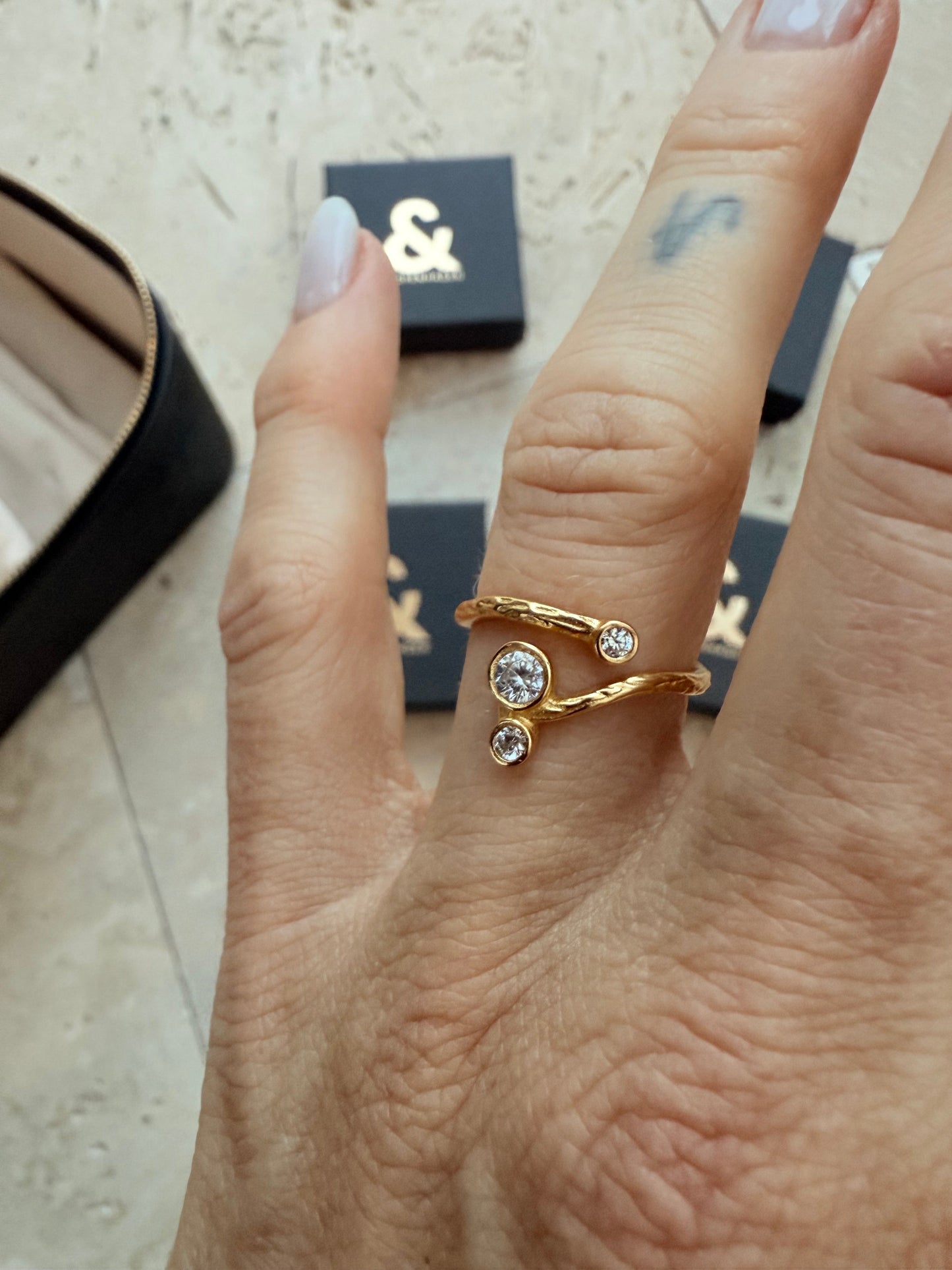 Andcopenhagen - Luksus Adventskalender - 1 rejse smykkeskrin + 4 stk 18 karat guldbelagte smykker