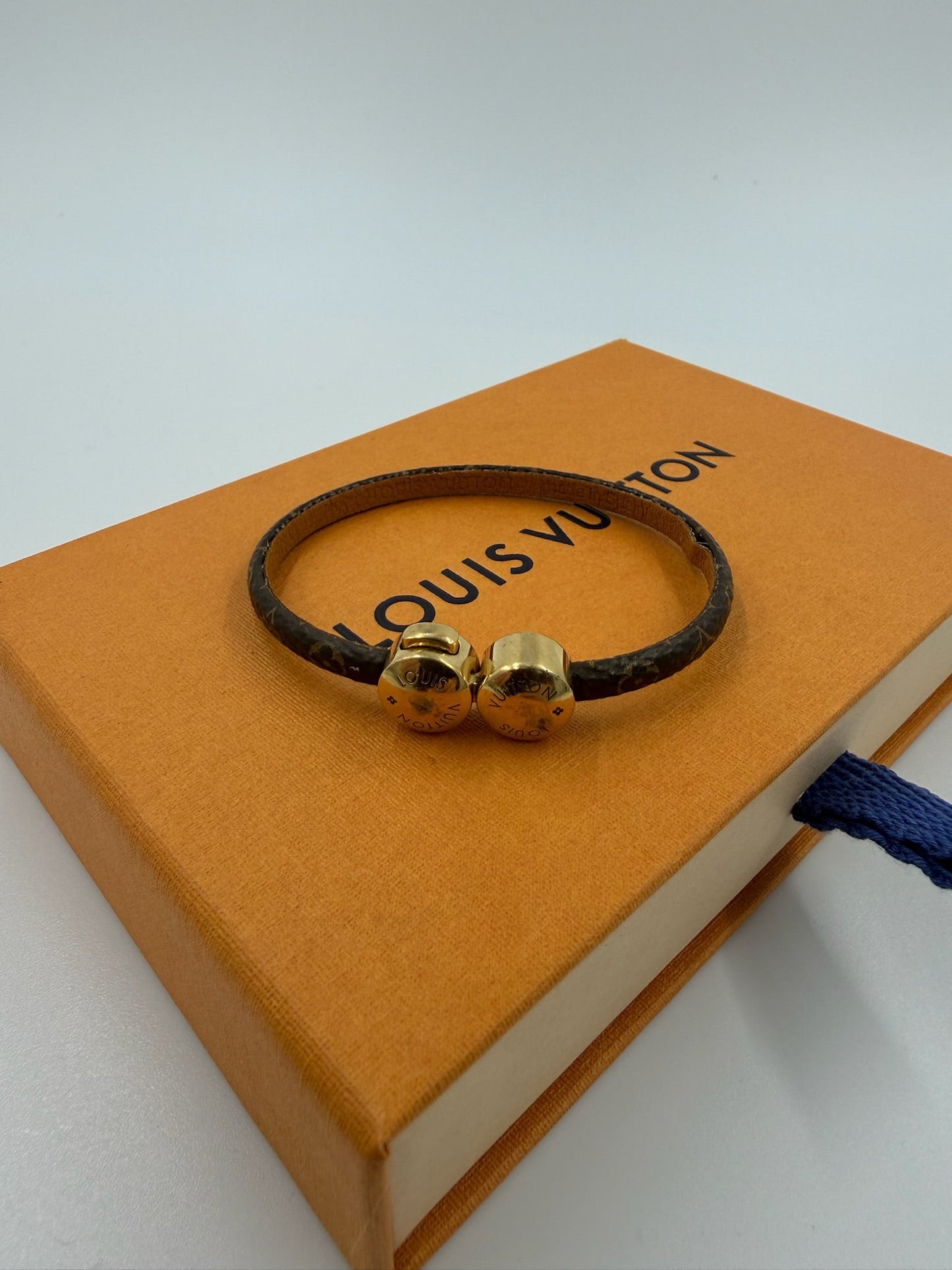 Louis Vuitton - LV - Paris Historic Mini Monogram armbånd - Secondhand