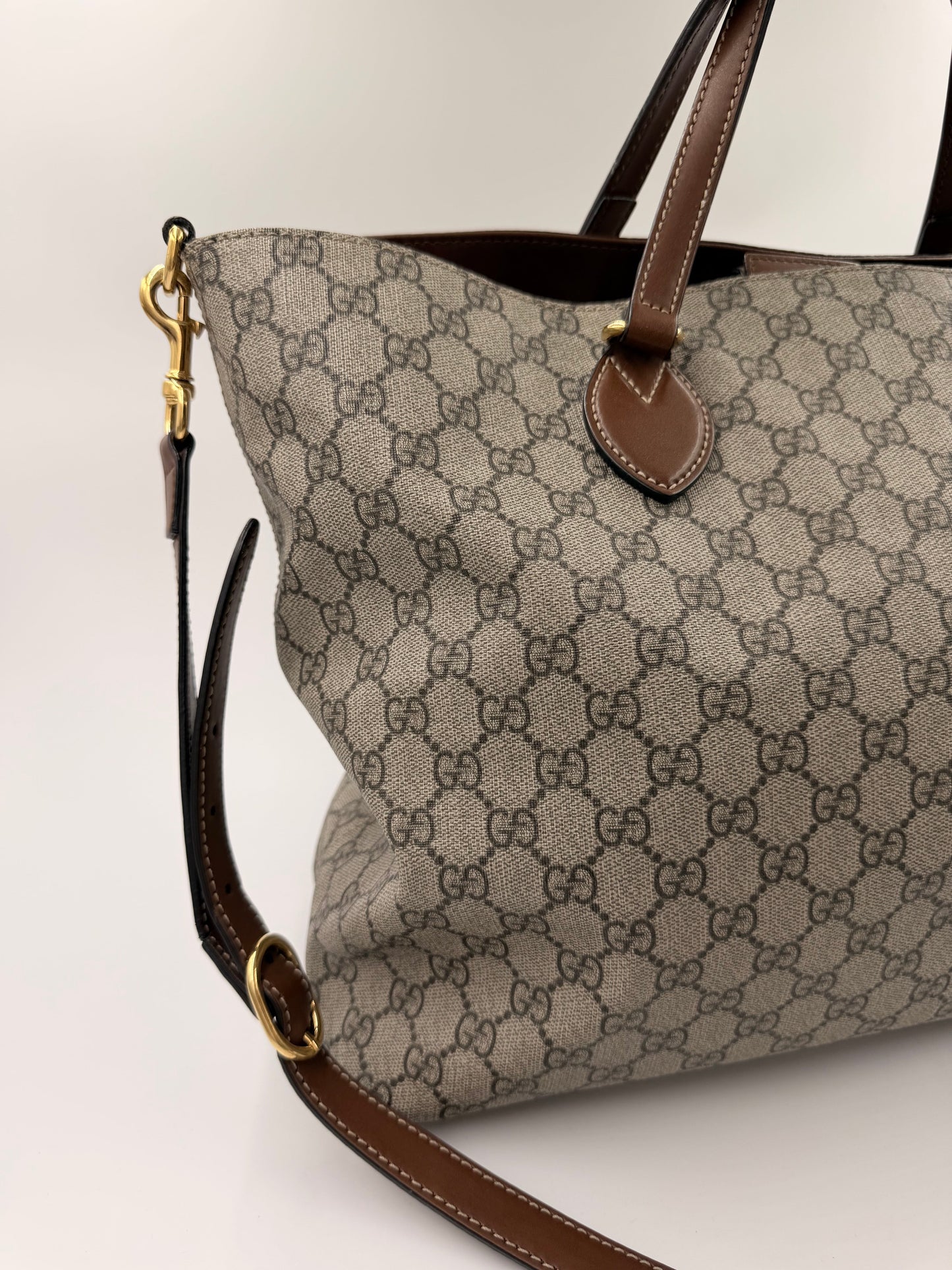 Gucci GG Supreme Tote Bag – beige/ebony – secondhand