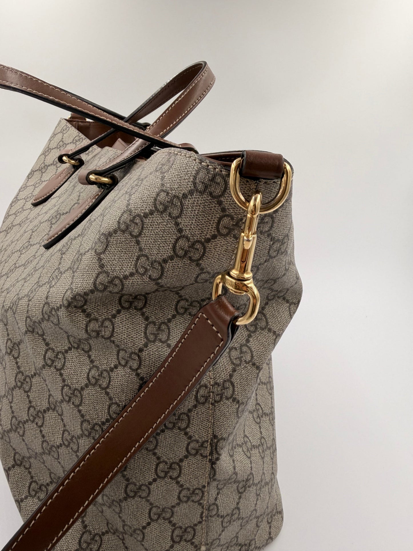 Gucci GG Supreme Tote Bag – beige/ebony – secondhand