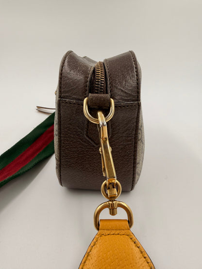 Gucci Neo GG Supreme Camera Bag – beige monogram crossbody – secondhand