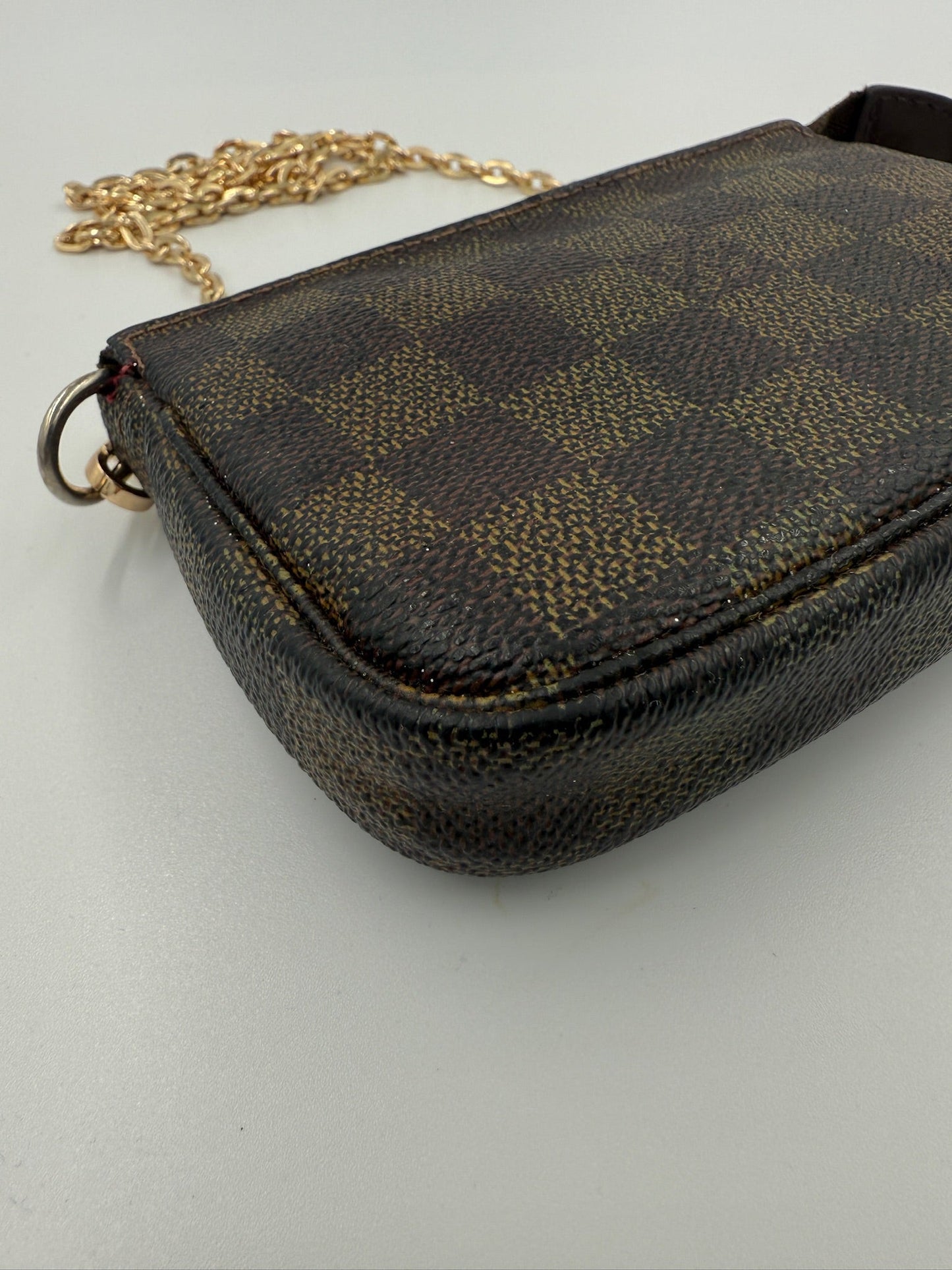 Louis Vuitton - Mini Pochette Chain Purse - Secondhand
