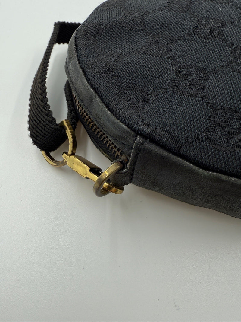 Gucci - GG Canvas Round Crossbody - Secondhand