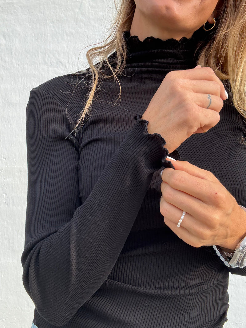 The Collection - Silke bluse - Sort - 70% silke + 30 % bomuld - Sof