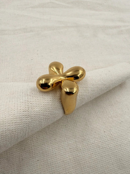 Nine - Flower Crosses Ring - Stilkompagniet.dk