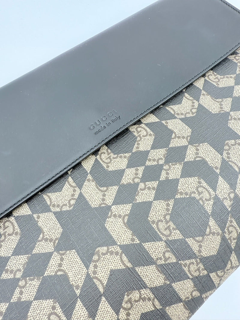 Gucci - Clutch - GG Supreme Monogram Caleido - Secondhand