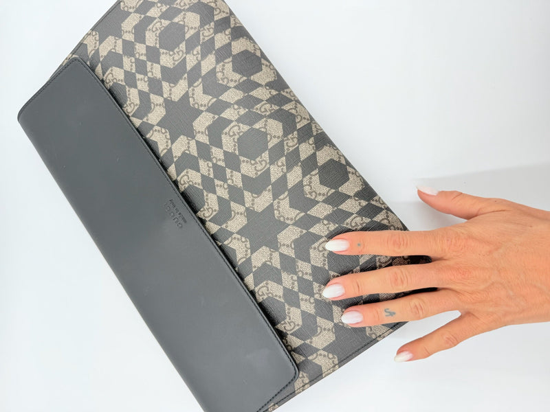 Gucci - Clutch - GG Supreme Monogram Caleido - Secondhand