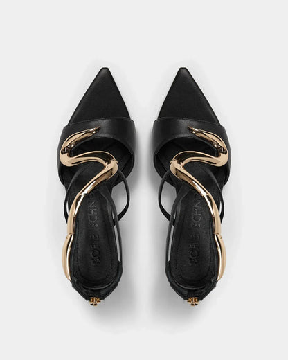 Elegant sort stilet fra Sofie Schnoor Merle oppefra