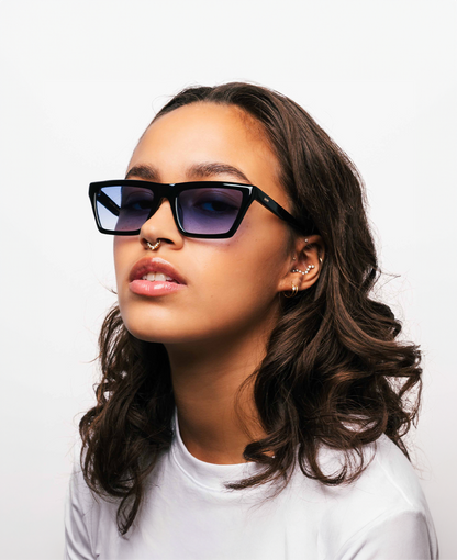 Messy Weekend - Solbriller - Blue Black - New Corey