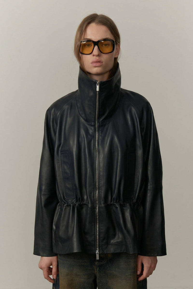 Oscar Leather Jacket fra HERSKIND er en eksklusiv læderjakke
