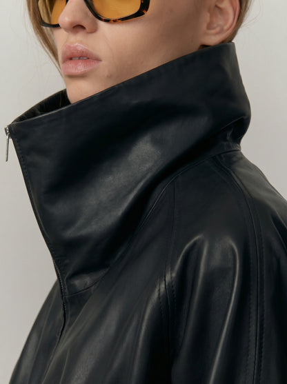 Oscar Leather Jacket fra HERSKIND er en eksklusiv læderjakke