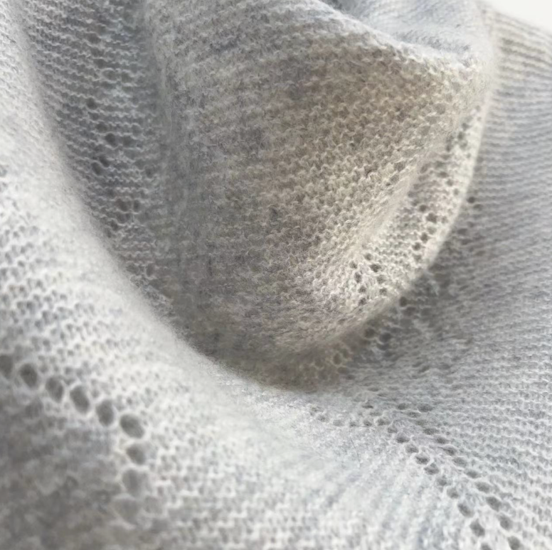 Andcopenhagen - Cashmeretøklæde - Triangle trinity stor 100% Cashmere - Grey - Stilkompagniet.dk