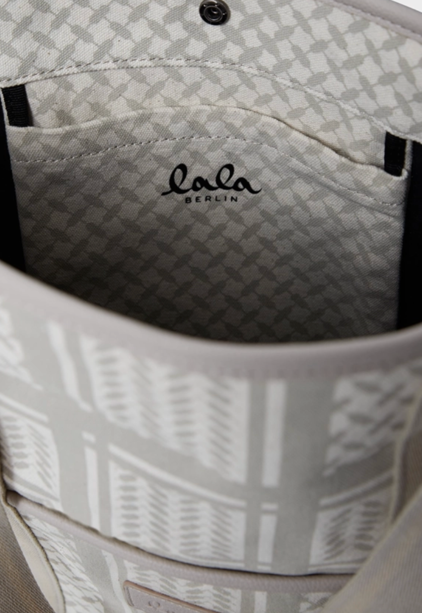 Lala Berlin - Tote bag - Beige stripe - Carmela 2.0 Canvas