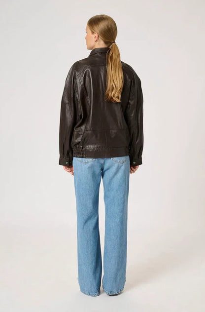 My Essential Wardrobe - Læderjakke - Delicioso Brown - Akela - Stilkompagniet.dk