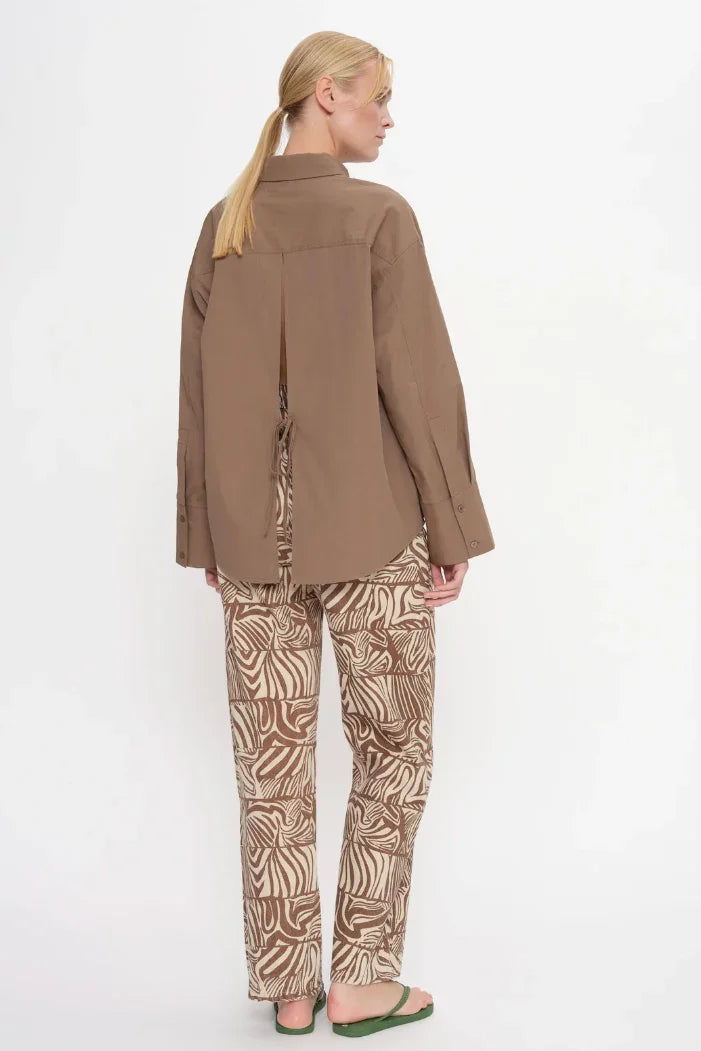 2NDDAY - Skjorte - Walnut - Clarome - Stilkompagniet.dk