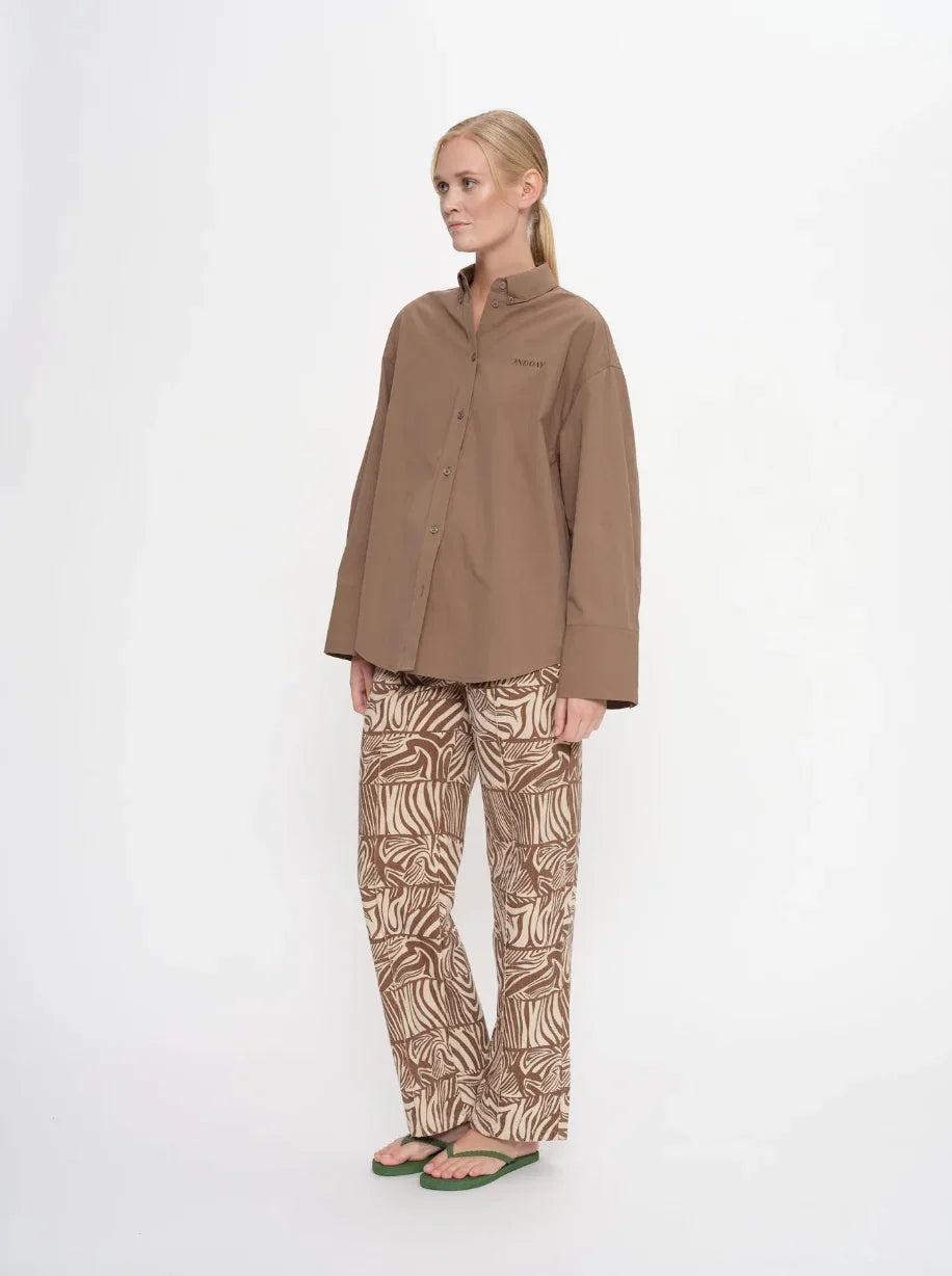 2NDDAY - Skjorte - Walnut - Clarome - Stilkompagniet.dk