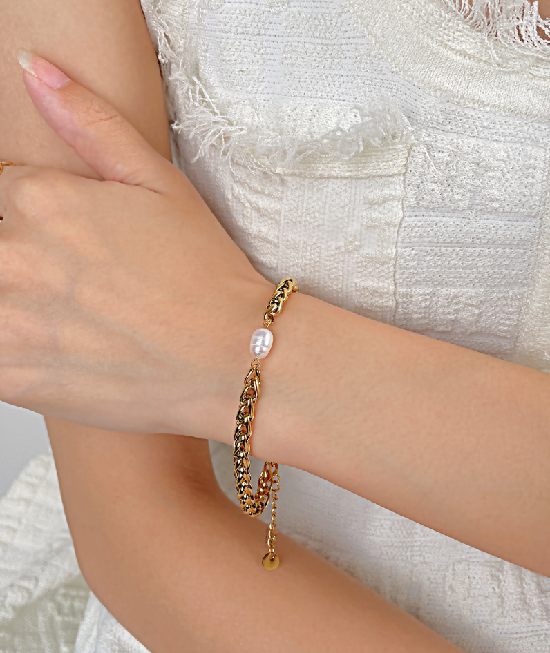 Nine - Indie Bracelet