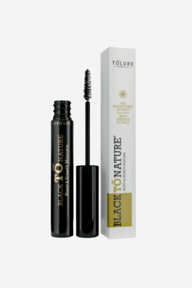 Sort mascara fra TŌLURE med "Boost & Growth" funktion og vækstekstrakt.