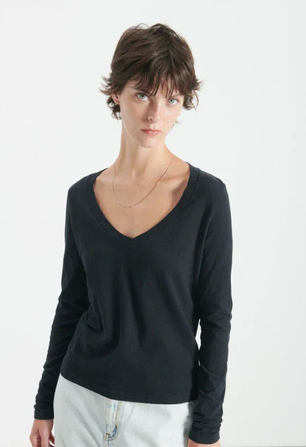 American Vintage - Bluse - Noir/Black - Gamipy V-Neck - Stilkompagniet.dk