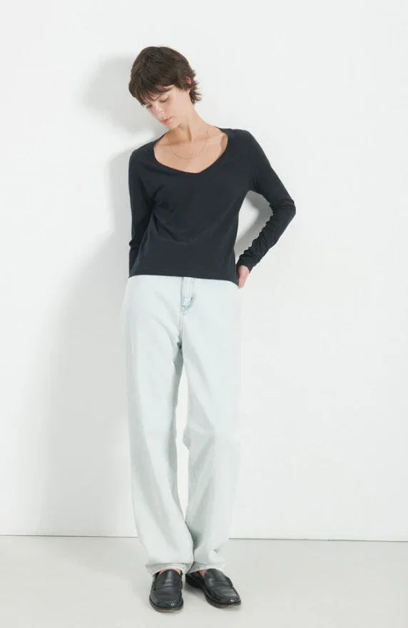 American Vintage - Bluse - Noir/Black - Gamipy V-Neck - Stilkompagniet.dk
