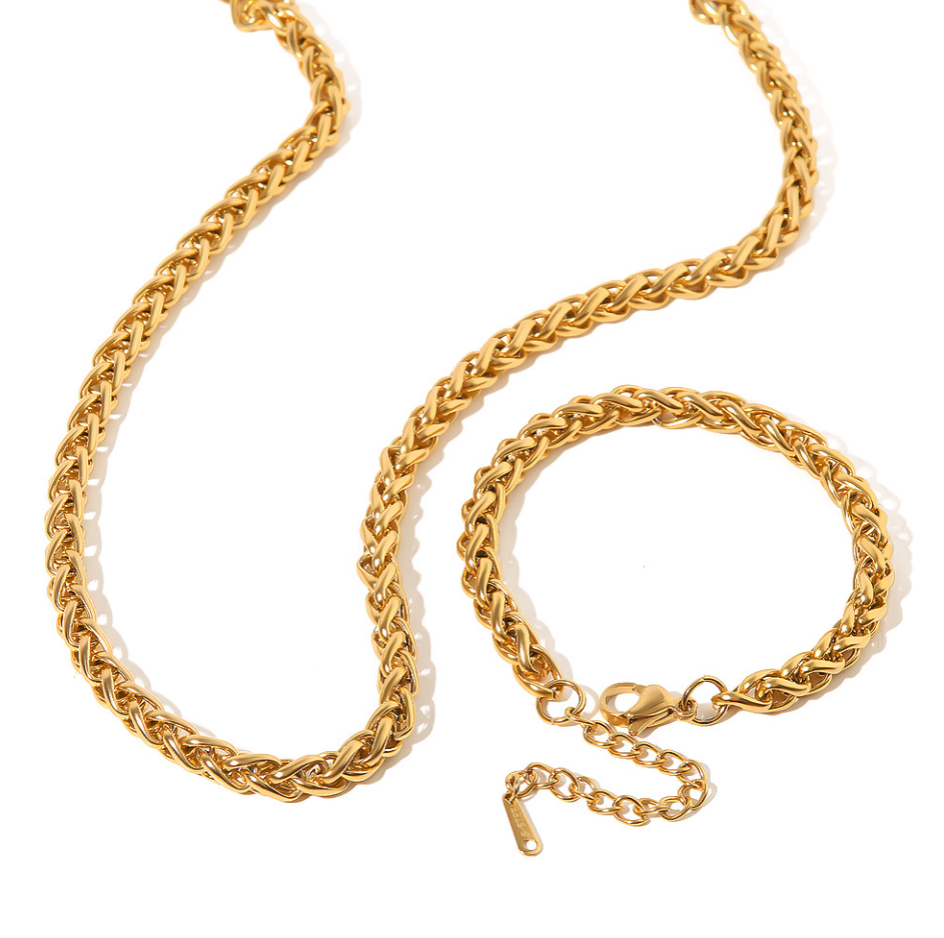 Nine - Greer Necklace