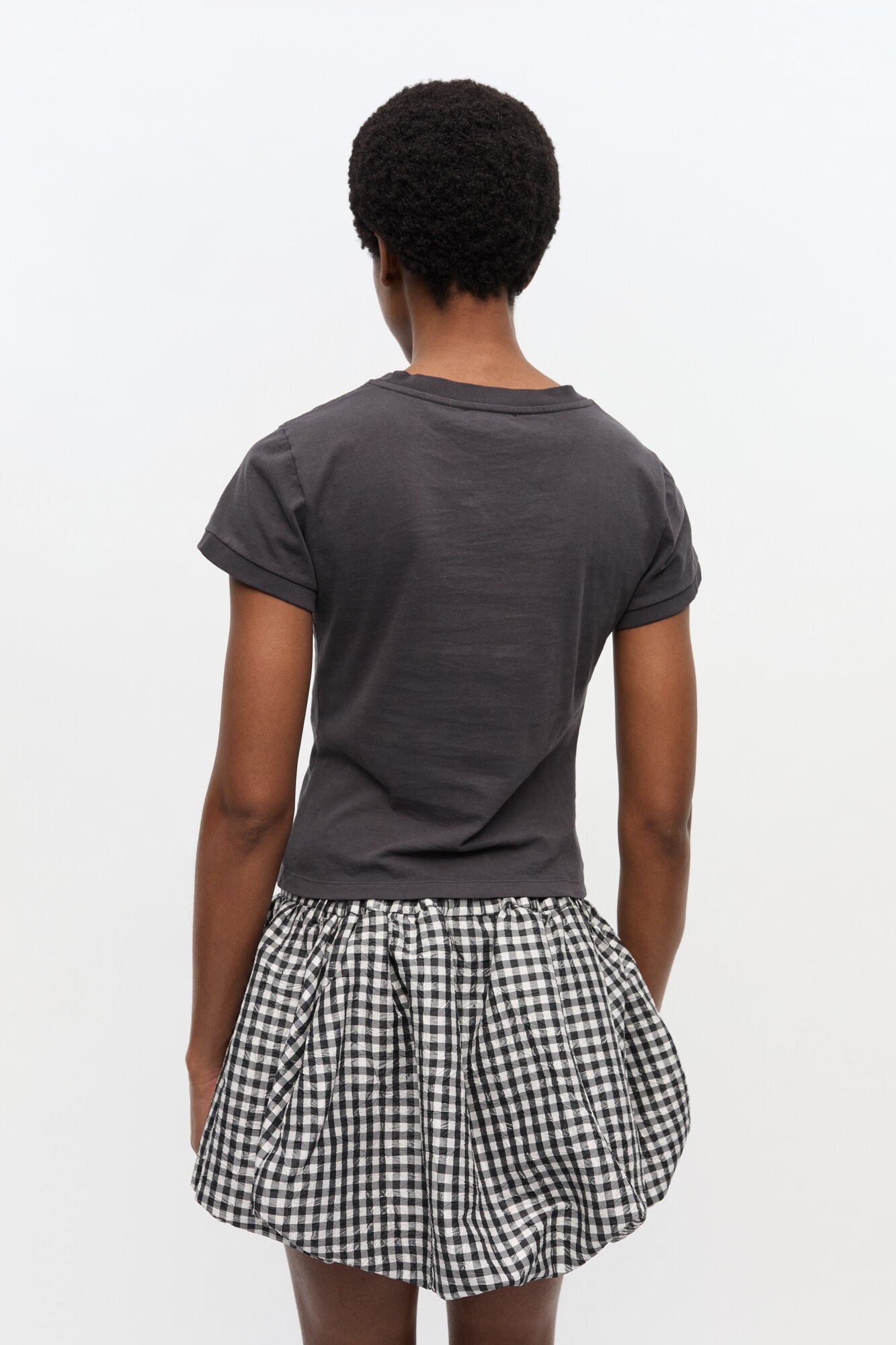 Ganni - T-shirt - Phantom - Baby fit tee med puddel